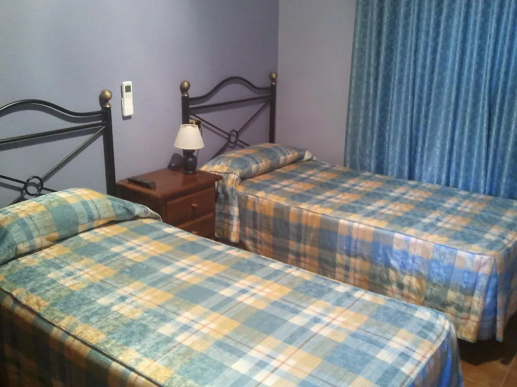 Hostal Can Barrina Arnes 2*,  España