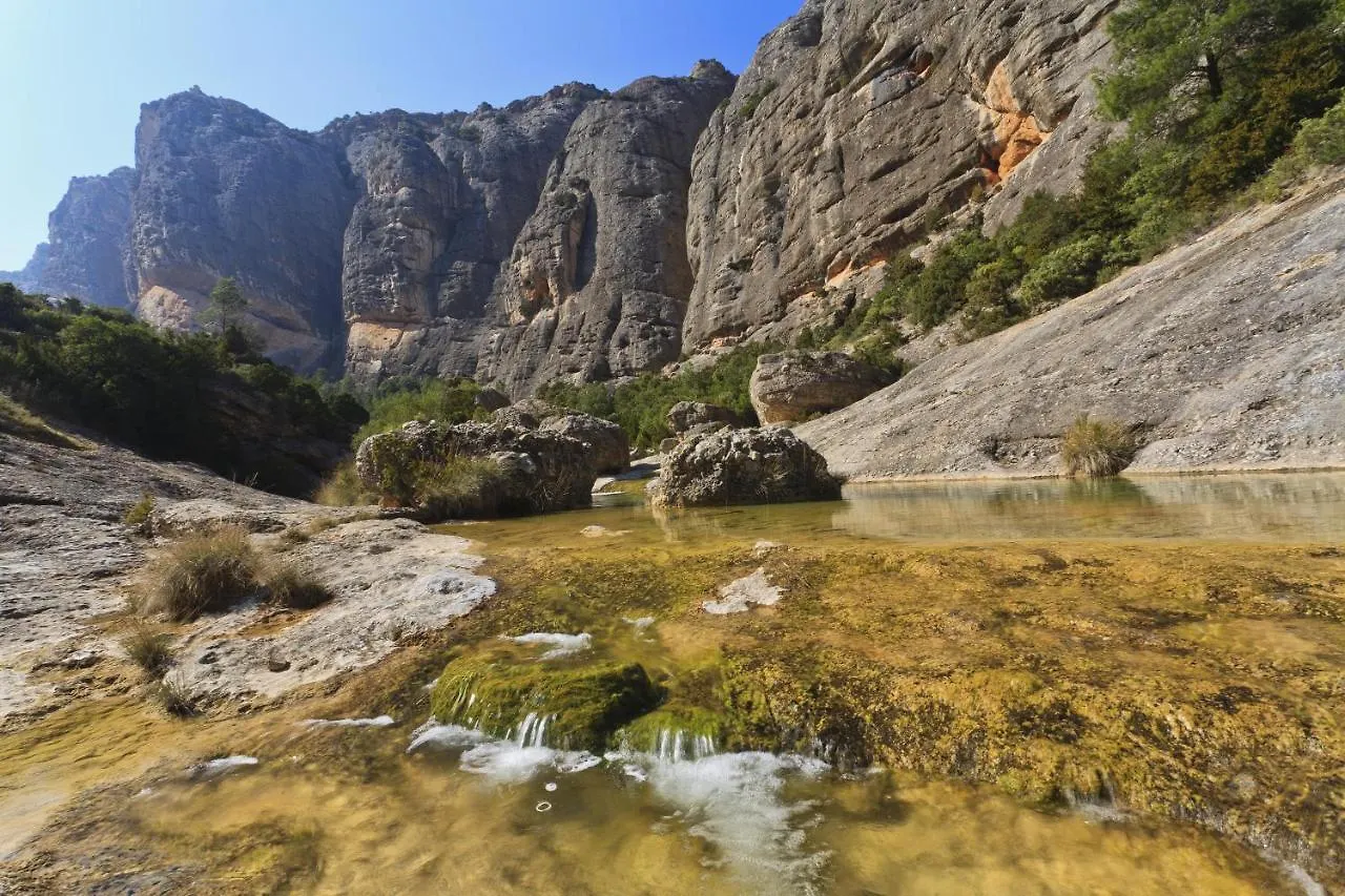 Hostal Can Barrina Arnes 2*,  Spain